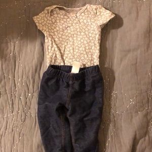 Carters set- floral onesie and jeggings